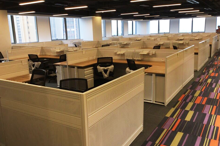 員工屏風辦公位